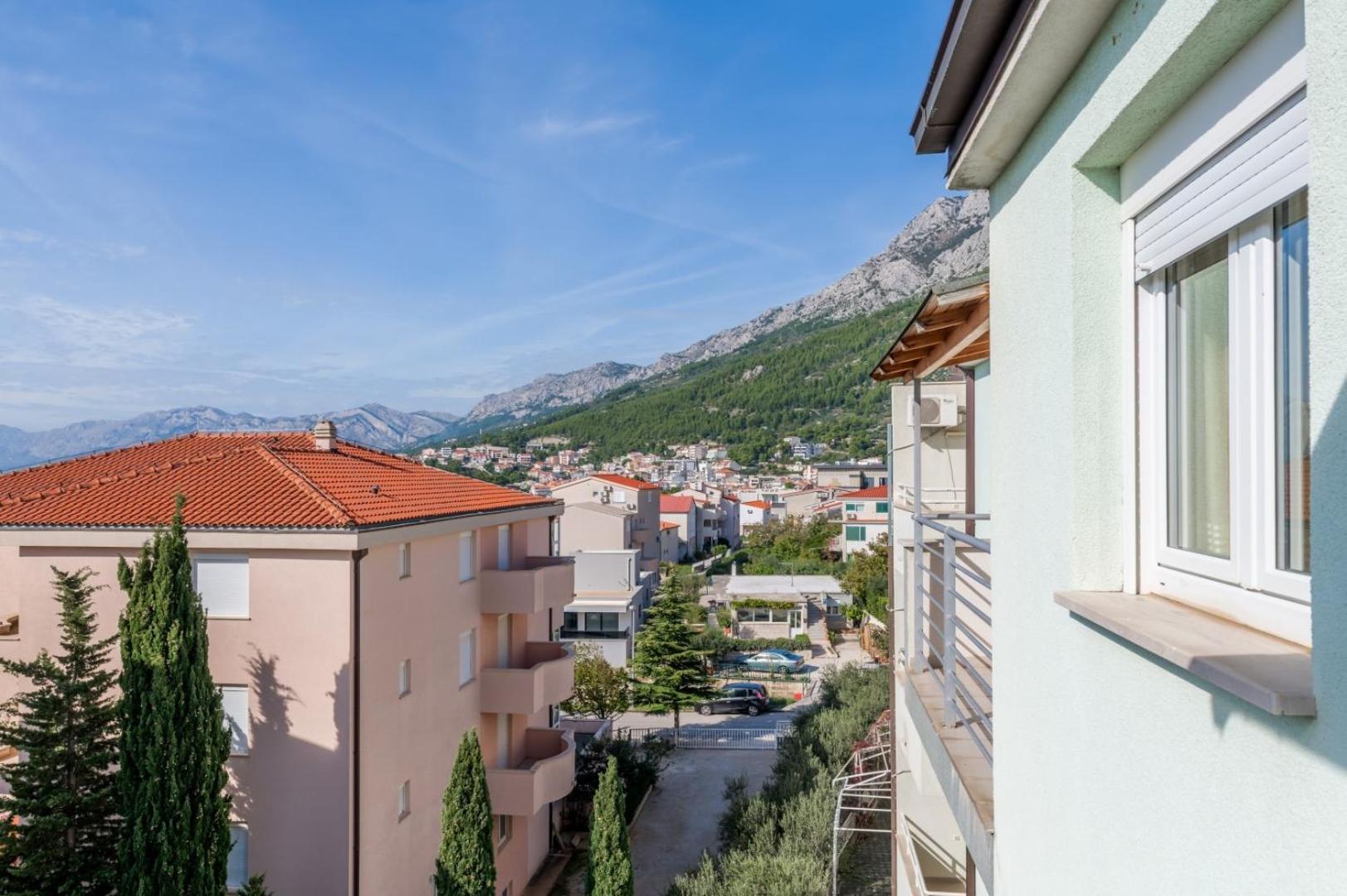 Ruza&Nikolina "1" Apartmani - Baška Voda Exterior foto